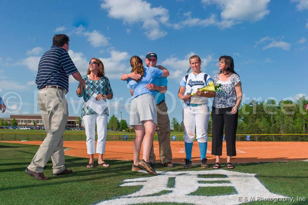 Softball Seniors 019.jpg